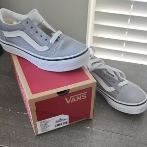Vans Old Skool Sneakers in Gray & White